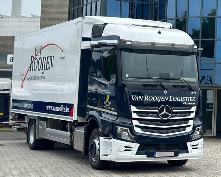 Foto Bakwagen Actros 2